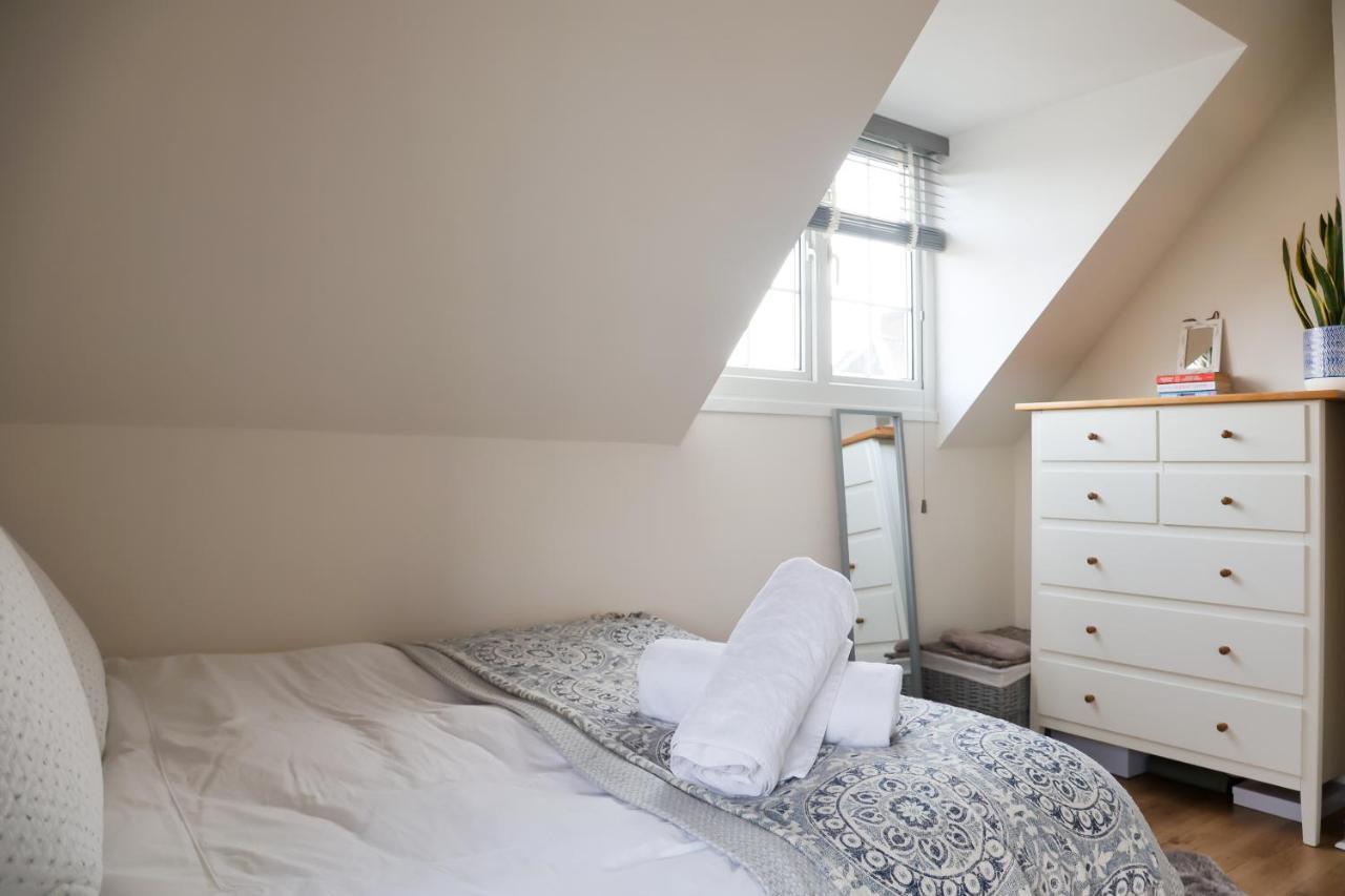 Hereford City - St Owens Terrace - Comfortable & Spacious Well Presented Three Storey House, Perfect For A Weekend Away & Exploring The City On Foot - Hosted By Rentmyhouse Exterior photo