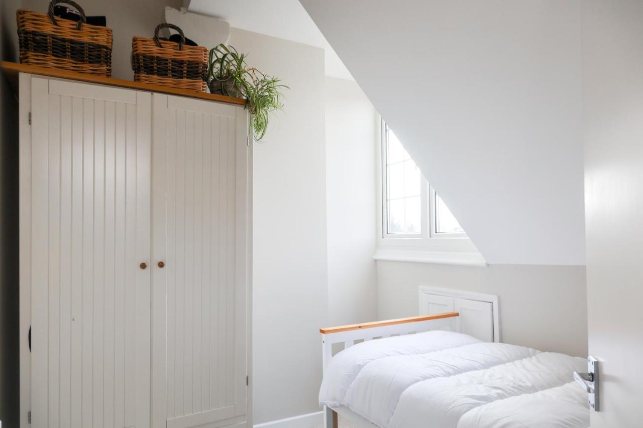 Hereford City - St Owens Terrace - Comfortable & Spacious Well Presented Three Storey House, Perfect For A Weekend Away & Exploring The City On Foot - Hosted By Rentmyhouse Exterior photo