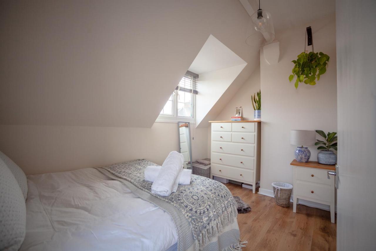 Hereford City - St Owens Terrace - Comfortable & Spacious Well Presented Three Storey House, Perfect For A Weekend Away & Exploring The City On Foot - Hosted By Rentmyhouse Exterior photo